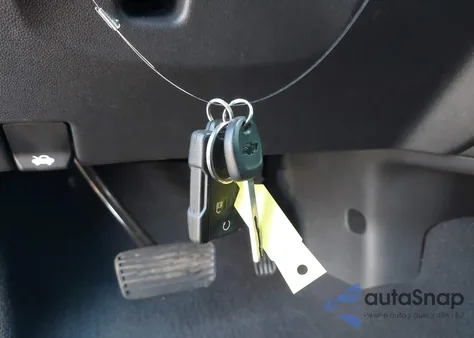 2021 Chevrolet Silverado 1500 4Wd Short Bed Custom from USA, damaged, VIN 3GCPYBEK7MG351373